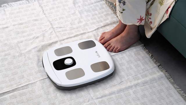 3频8电极+12项数据+97%准确率有点全面pg电子试玩InBody体脂秤H30评测:(图8) 3频8电极+12项数据+97%准确率有点全面pg电子试玩InBody体脂秤H30评测:(图8)