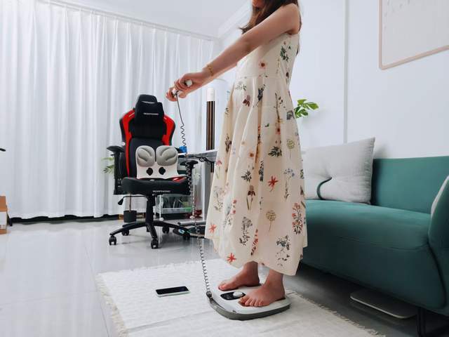 3频8电极+12项数据+97%准确率有点全面pg电子试玩InBody体脂秤H30评测:(图12) 3频8电极+12项数据+97%准确率有点全面pg电子试玩InBody体脂秤H30评测:(图12)